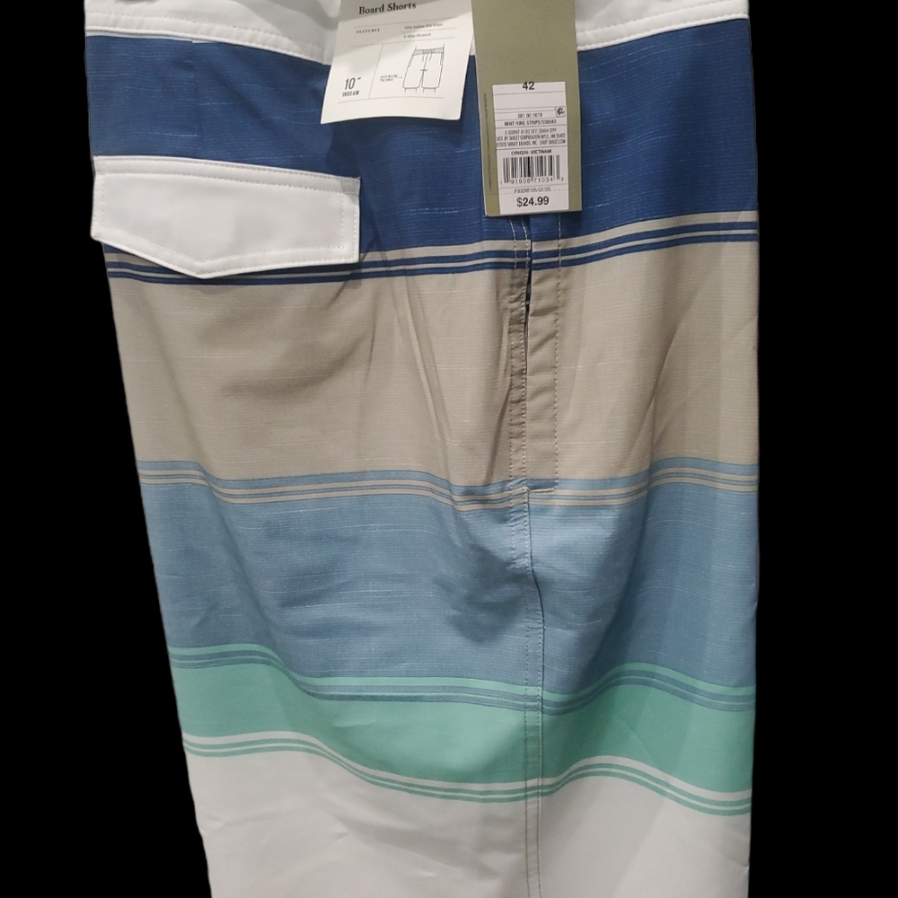 Stripe board shorts